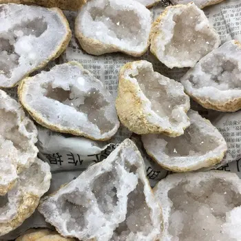 Prírodný biely Achát Geode Plátok Kremeň Klastra Minerálov Reiki Liečenie Kryštálmi Domáce Dekorácie
